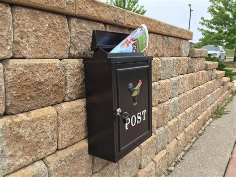 outdoor newspaper boxes